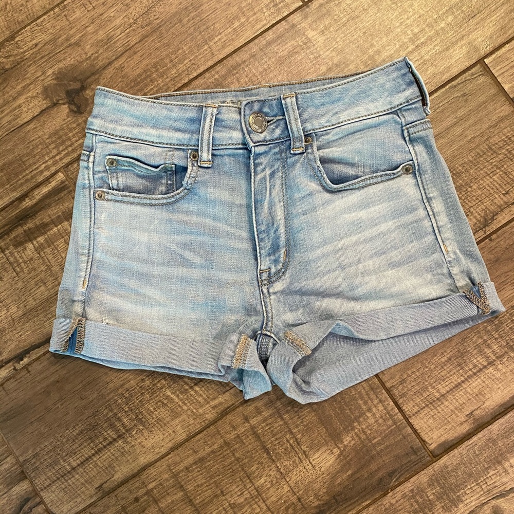 AEO Hi-rise shortie ☀️